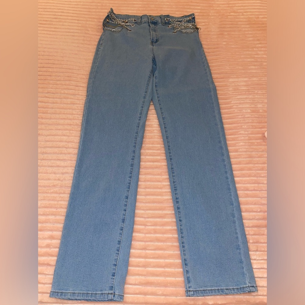 BlushMark Stretchy Chain-Accent Jeans – Size 27